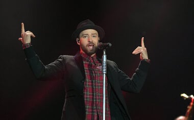 Imagem de destaque para Saiba como assistir aos shows do Lollapalooza Brasil 2025 na TV e Internet