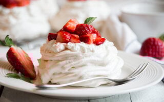Merengue com Morango