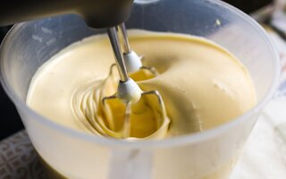 Modo de preparo do mousse de maracujá – o 2